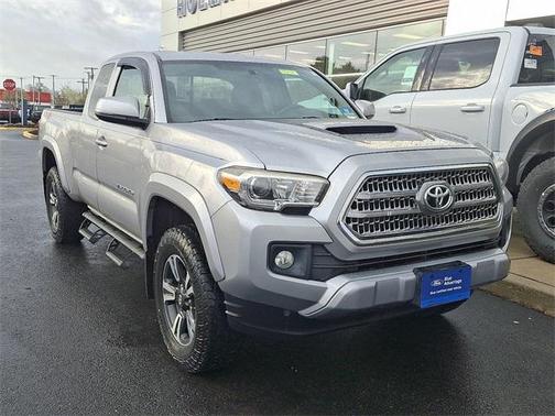 2017 Toyota Tacoma TRD Sport
