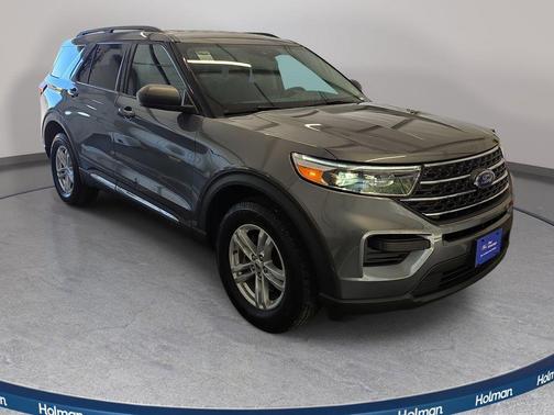 Carbonized Gray Metallic 2023 Ford Explorer XLT
