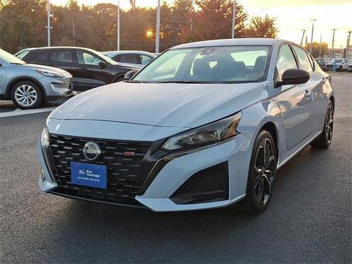 2023 Nissan Altima SR FWD