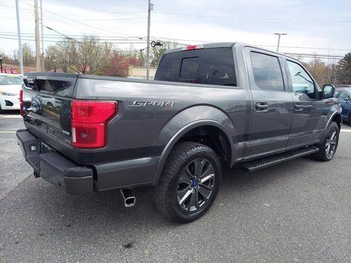 Magnetic Metallic 2018 Ford F-150 XLT