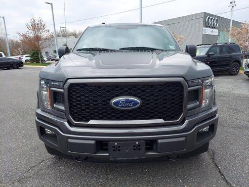 Magnetic Metallic 2018 Ford F-150 XLT