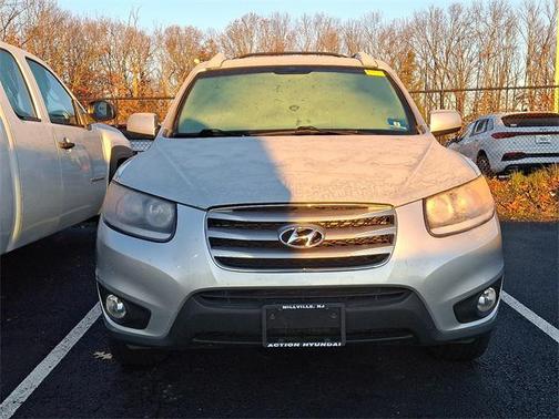 2012 Hyundai SANTA FE SE