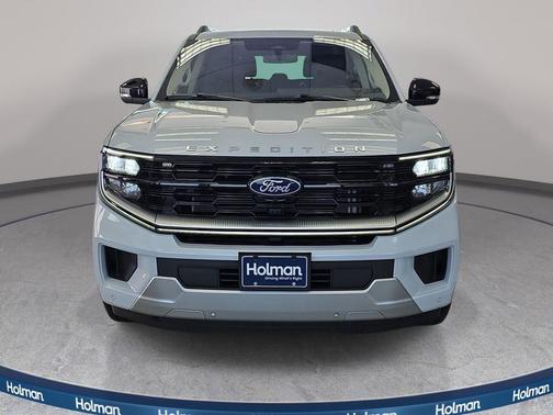 Space Silver Metallic 2025 Ford Expedition Platinum