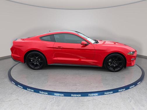 2020 Ford Mustang EcoBoost