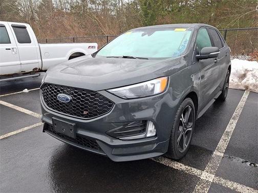 2022 Ford Edge ST
