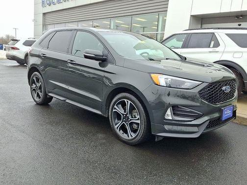 2022 Ford Edge ST