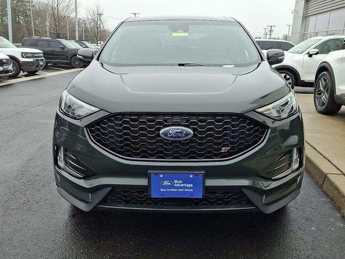 2022 Ford Edge ST