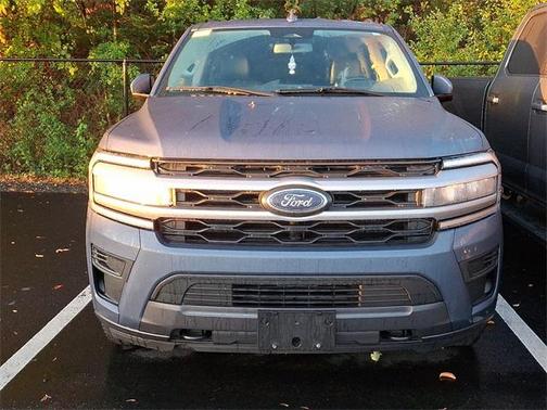 2022 Ford Expedition Max XLT