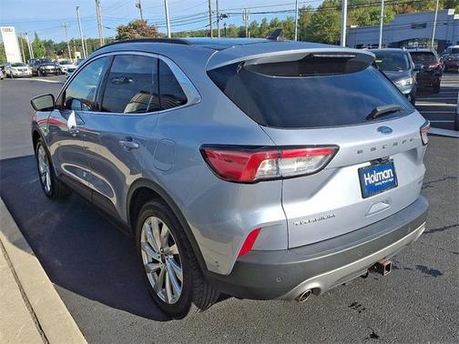 2022 Ford Escape Titanium