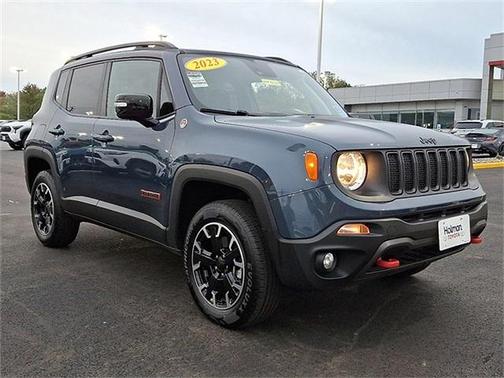 2023 Jeep Renegade Trailhawk