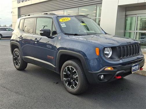 2023 Jeep Renegade Trailhawk