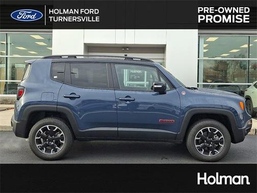 2023 Jeep Renegade Trailhawk