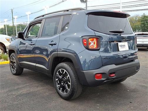 2023 Jeep Renegade Trailhawk