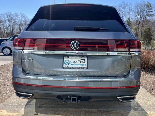 2025 Volkswagen Atlas 2.0T SE w/Technology 4MOTION
