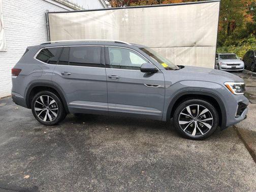 2026 Volkswagen Atlas 2.0T SEL Premium R-Line 4MOTION