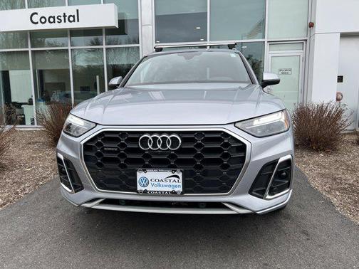 2022 Audi Q5 45 S line Premium Plus