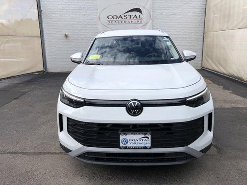 2025 Volkswagen Tiguan 2.0T SE 4MOTION