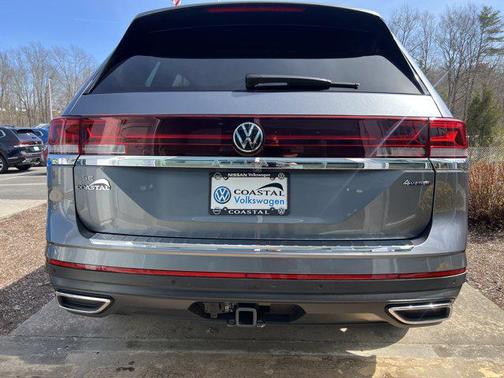 2025 Volkswagen Atlas 2.0T SE w/Technology 4MOTION