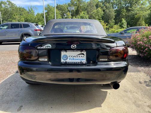 1999 Mazda MX-5 Miata Base