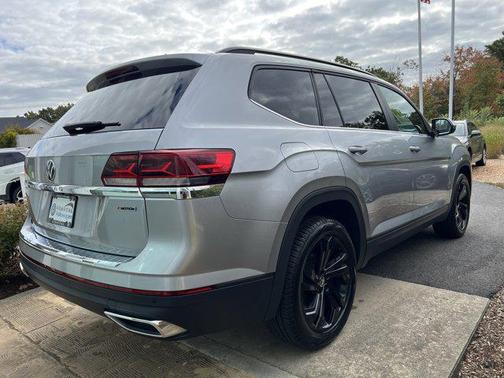 2022 Volkswagen Atlas 2.0T SE w/Technology 4MOTION