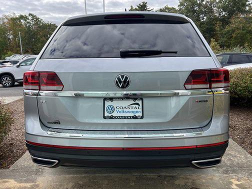 2022 Volkswagen Atlas 2.0T SE w/Technology 4MOTION