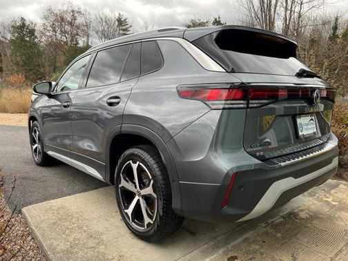 2025 Volkswagen Tiguan 2.0T SE 4MOTION