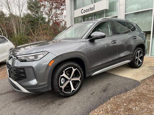 2025 Volkswagen Tiguan 2.0T SE 4MOTION