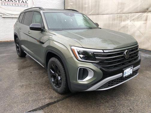 2025 Volkswagen Atlas 2.0T Peak Edition