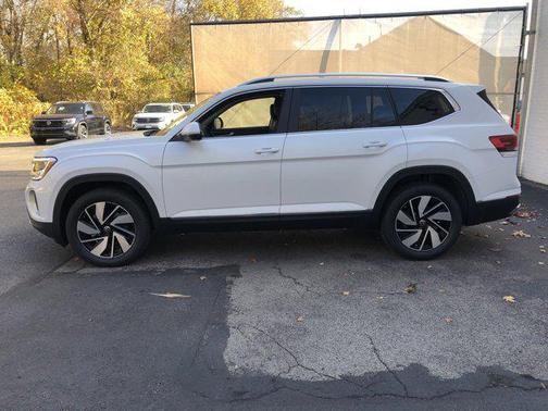 2026 Volkswagen Atlas 2.0T SEL