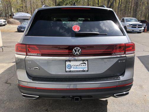 2025 Volkswagen Atlas 2.0T SE w/Technology 4MOTION