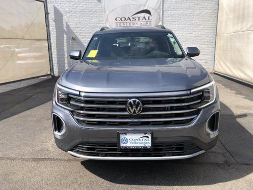 2025 Volkswagen Atlas 2.0T SE w/Technology 4MOTION