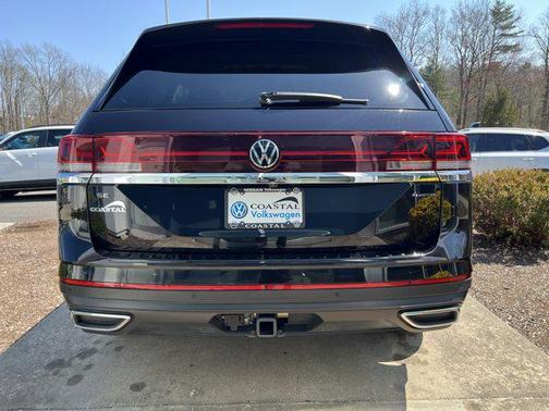 2025 Volkswagen Atlas 2.0T SE w/Technology 4MOTION