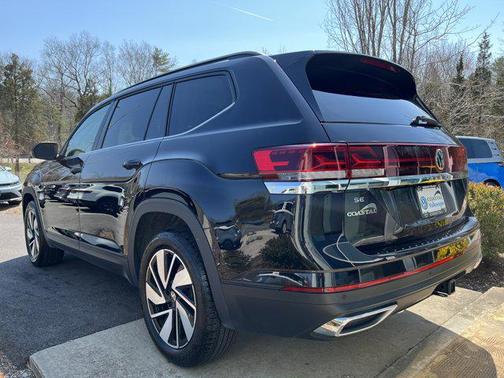 2025 Volkswagen Atlas 2.0T SE w/Technology 4MOTION