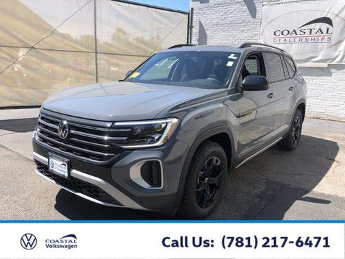 2025 Volkswagen Atlas 2.0T Peak Edition