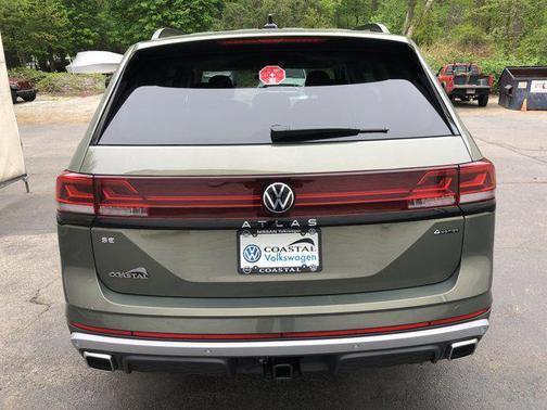 2025 Volkswagen Atlas 2.0T Peak Edition