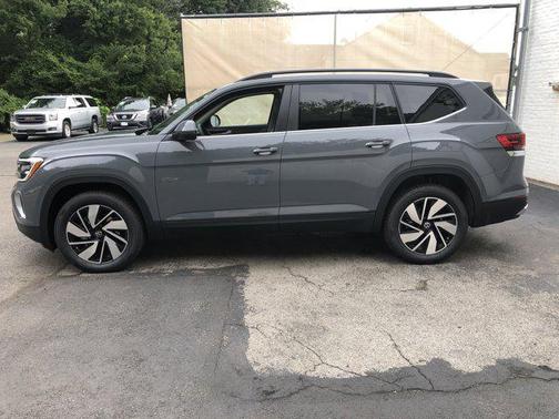 2026 Volkswagen Atlas 2.0T SE w/Technology 4MOTION