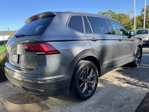 2023 Volkswagen Tiguan 2.0T SE 4MOTION