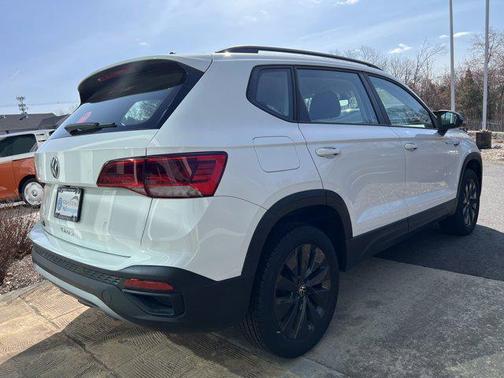 2024 Volkswagen Taos 1.5T S