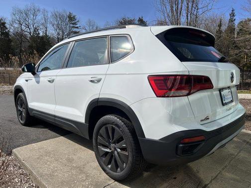 2024 Volkswagen Taos 1.5T S
