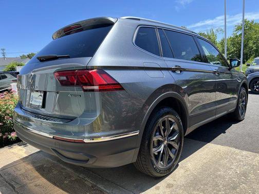 2022 Volkswagen Tiguan 2.0T SE 4MOTION