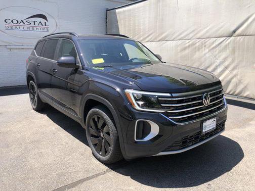 2025 Volkswagen Atlas 2.0T SE w/Technology 4MOTION