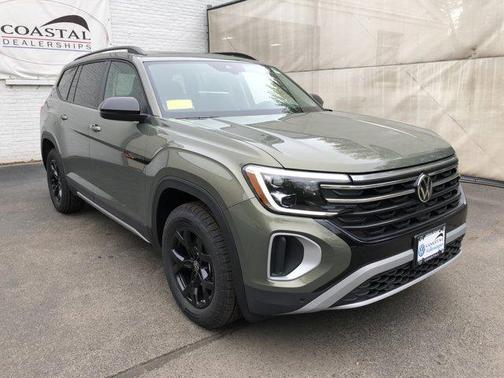 2025 Volkswagen Atlas 2.0T Peak Edition