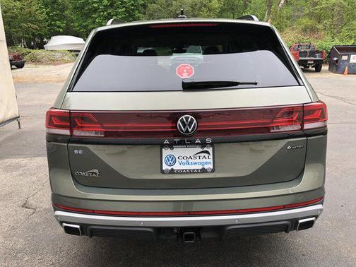 2025 Volkswagen Atlas 2.0T Peak Edition
