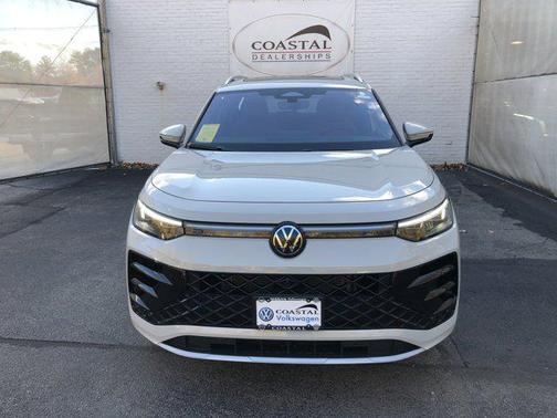 2026 Volkswagen Tiguan 2.0T SEL R-Line 4MOTION