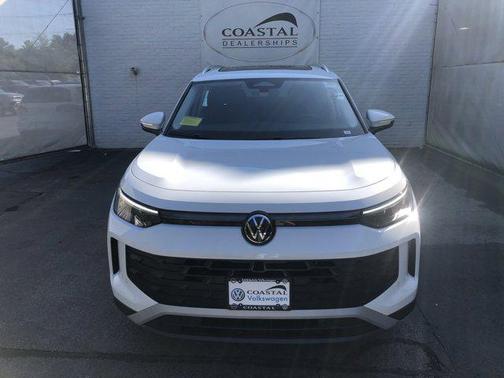 2025 Volkswagen Tiguan 2.0T SE 4MOTION