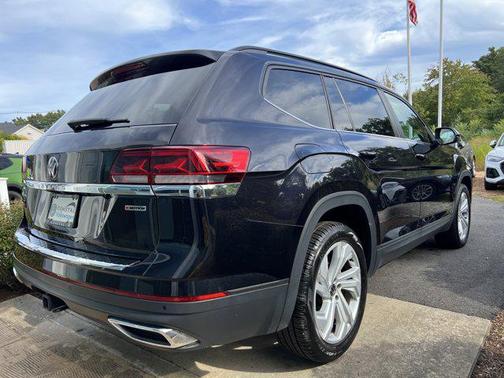 2022 Volkswagen Atlas 3.6L SE w/Technology