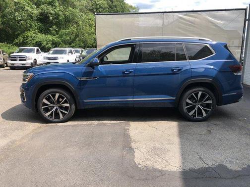 2025 Volkswagen Atlas 2.0T SEL Premium R-Line 4MOTION