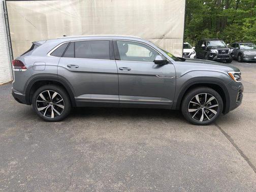 2025 Volkswagen Atlas Cross Sport 2.0T SEL Premium