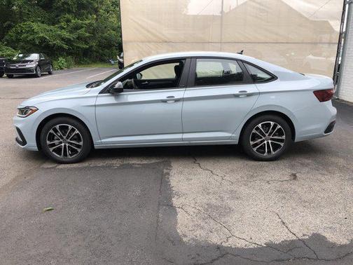 2025 Volkswagen Jetta 1.5T Sport