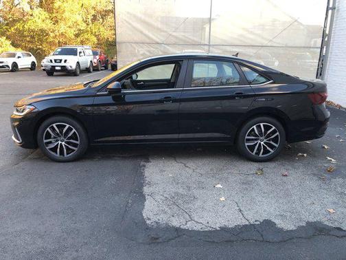 2026 Volkswagen Jetta 1.4T SE